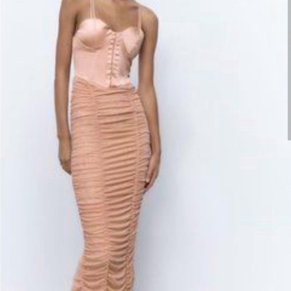 ZARA NEW WOMAN SIZE MEDIUM DRAPED TULLE CORSETRY-INSPIRED DRESS. STUNNING NWT